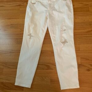 White House Black Market White Skinny Jeans
